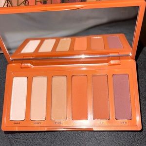 Urban Decay Naked Petit Heat Eye Shadow Palette